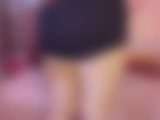 Live cam show with Dana - Long Hair on Camsoda
