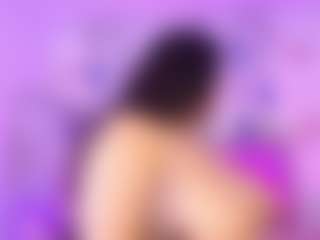 Show de cam en vivo con Dana - Bisexual en Camsoda