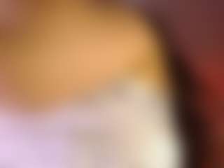 Spettacolo in cam dal vivo con Dana - Tittyfuck su Camsoda