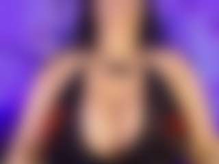 Live cam show with Dana - Long Hair on Camsoda