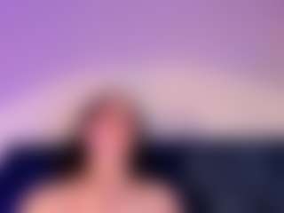 MeganLuxxes Live-Sex-Cam-Show