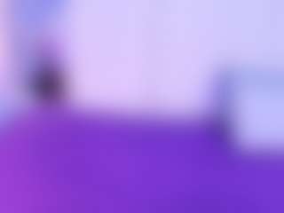 Live cam show with Violetbellarose - Submissive on CamwithHer