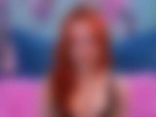 Live cam show with VivienneRoo - Interactivetoy Teen (18+) on chickslive.net