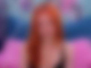 Live cam show with VivienneRoo - Pantyhose on StripNow