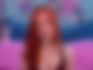 Live cam show with VivienneRoo - Green Eyes on Free Soda