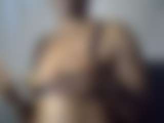 crystalchester's Live Sex Cam Show