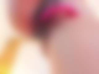 Live cam show with Vanessa - Flashing on Camsoda