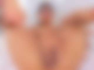 Live cam show with Vanessa - Dirty Talk on madthumbs