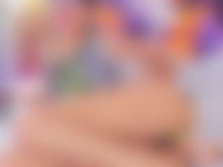 Live cam show with Vanessa - Normal on Camsoda Late Night