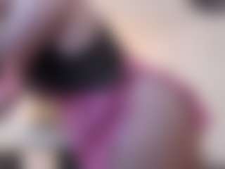 chloe-prg's Live Sex Cam Show
