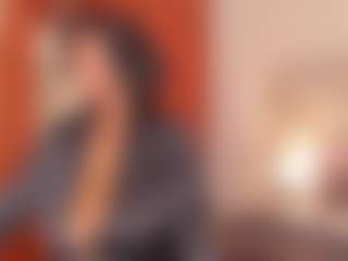 serena_quin MILF webcam performer live streaming