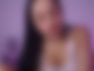 Live cam show with Milliebobby - Black Hair on Fling VIP Chat