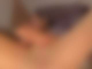 Live cam show with aishathornee - Colombia on madthumbs