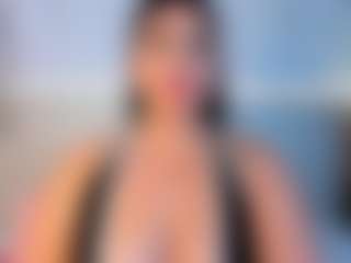 Julieta-Blue's Live Sex Cam Show