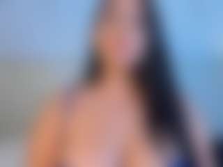Julieta-Blue's Live Sex Cam Show