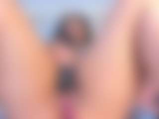 Julieta-Blue's Live Sex Cam Show