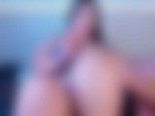 Julieta-Blue's Live Sex Cam Show