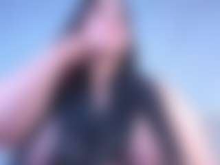 Julieta-Blue's Live Sex Cam Show