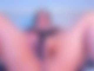 Julieta-Blue's Live Sex Cam Show