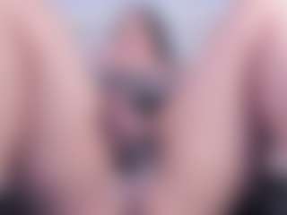 Julieta-Blue's Live Sex Cam Show