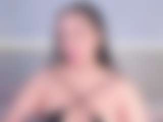Julieta-Blue's Live Sex Cam Show