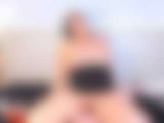 Julieta-Blue's Live Sex Cam Show