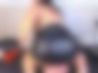 Julieta-Blue's Live Sex Cam Show