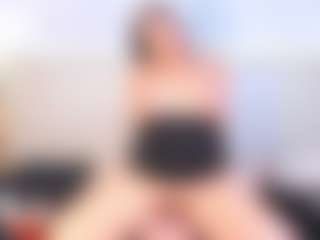 Julieta-Blue's Live Sex Cam Show