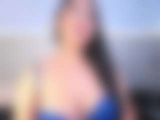 Julieta-Blue's Live Sex Cam Show
