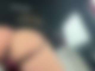 Live cam show with thickbarbie6969 - Mobile on UwU Esports