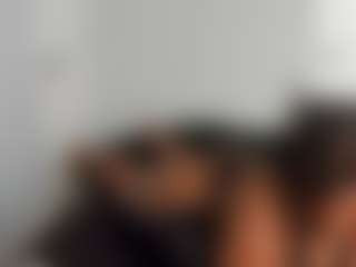 Live cam show with RealLocsofChocolate - Spoiled on Milf Play