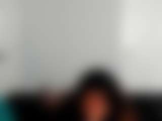 Live cam show with RealLocsofChocolate - Spoiled on Big Tits