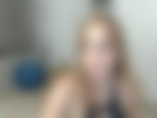 Live cam show with MelanieSun - Lick on Lustler