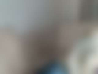 Live cam show with Judith - Twerking on Dolls Live