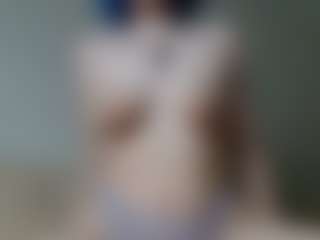 Live cam show with Judith - Slave on Camiplay Live