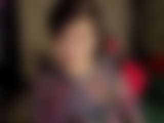 Leylla13's Live Sex Cam Show