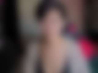 Leylla13's Live Sex Cam Show