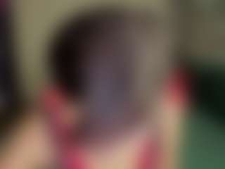 Leylla13's Live Sex Cam Show