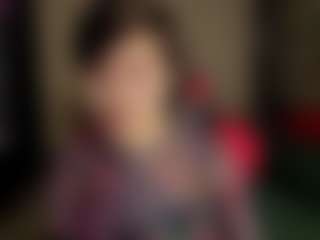Leylla13's Live Sex Cam Show