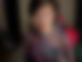 Leylla13's Live Sex Cam Show