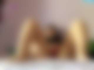 Live cam show with BasiliaBittel - Average on Camsoda