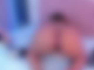 Live cam show with Elena Wolf - BBW on StripNow