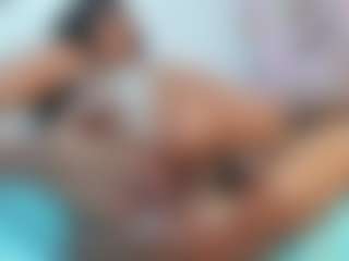 Live cam show with Ember-Victoria - Black on Camsoda