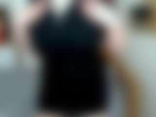 Live cam show with Leilabeayte24 - Shower on Milfs Live