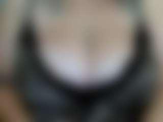 Leilabeayte24's Live Sex Cam Show