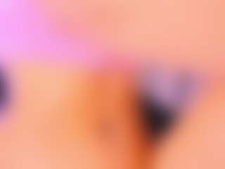 Live cam show with Megan-Mayers - Fucking on Camsoda