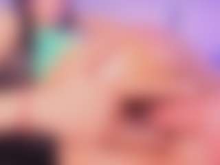 Live cam show with Megan-Mayers - Fucking on Soda Cam