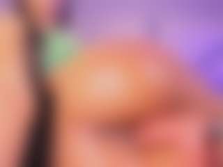 Live cam show with Megan-Mayers - Fucking on sexylive.show