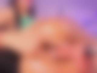 Live cam show with Megan-Mayers - Colombian on Hubzter Live | colombia
