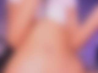 Live cam show with Megan-Mayers - Fucking on SpunkLive